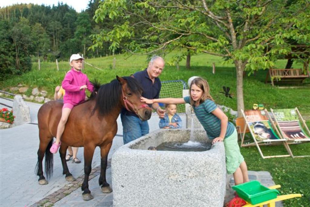 Oberdeutinghof Lägenhet Saalfelden Exteriör bild